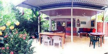 Tropical Sands Eco Hotel Dominical