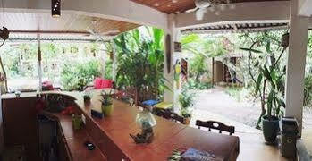 Tropical Sands Eco 2* Dominical