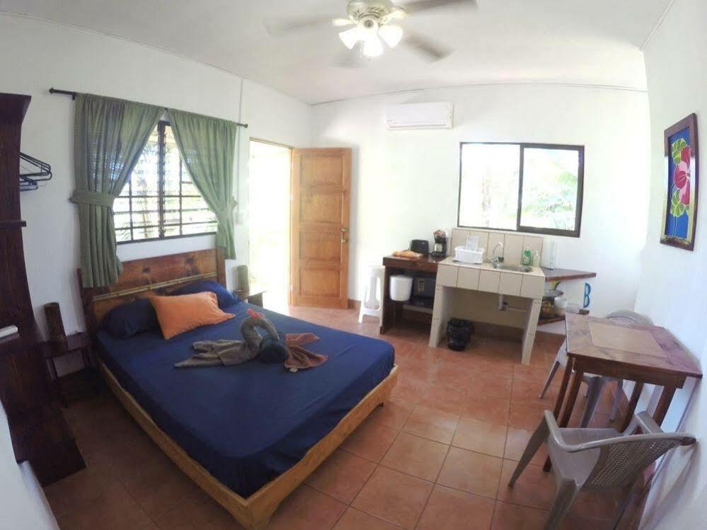 Tropical Sands Eco Hotel Dominical