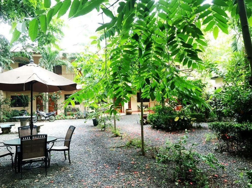 Tropical Sands Eco Hotel 2*