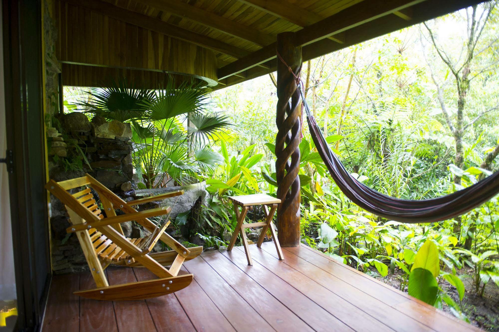 Hotel Catarata Rio Celeste 3*