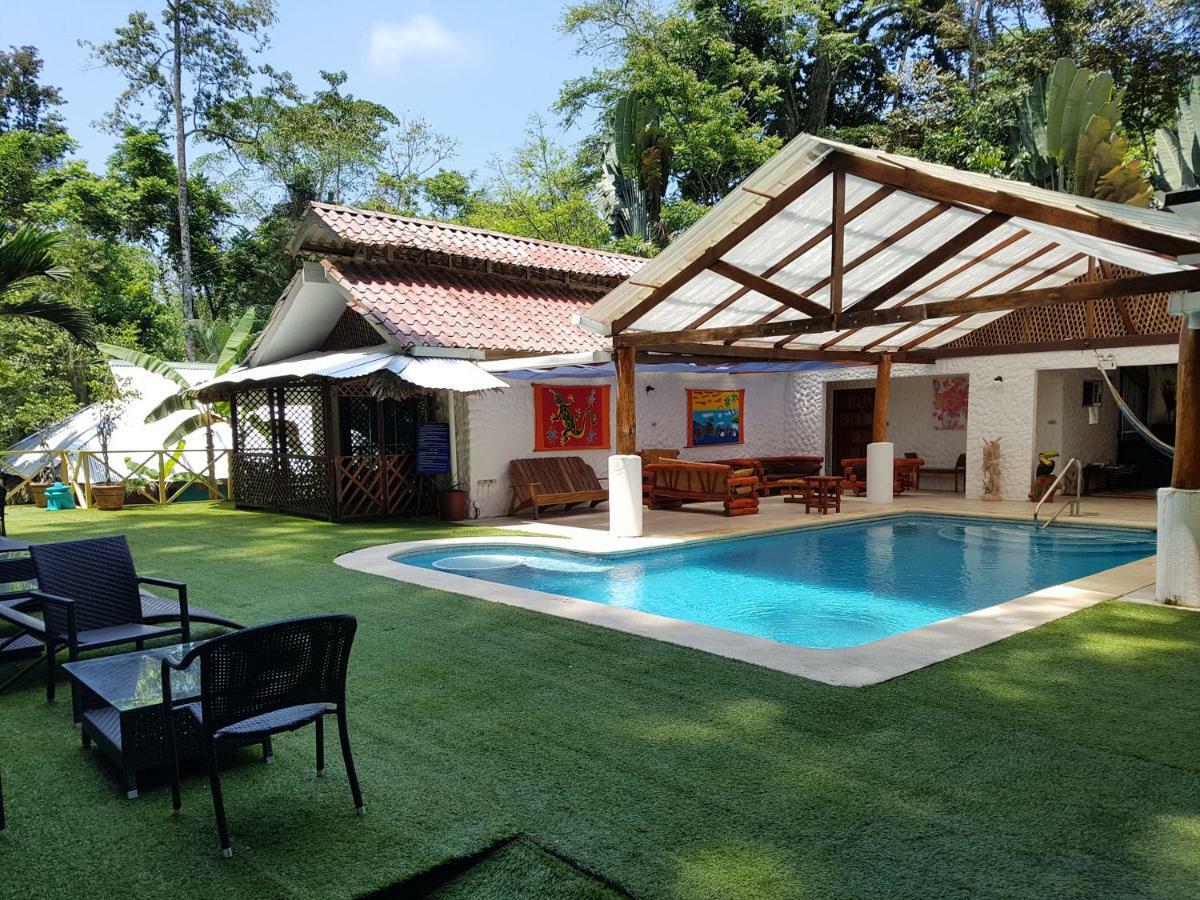 Bugabutik Hotel