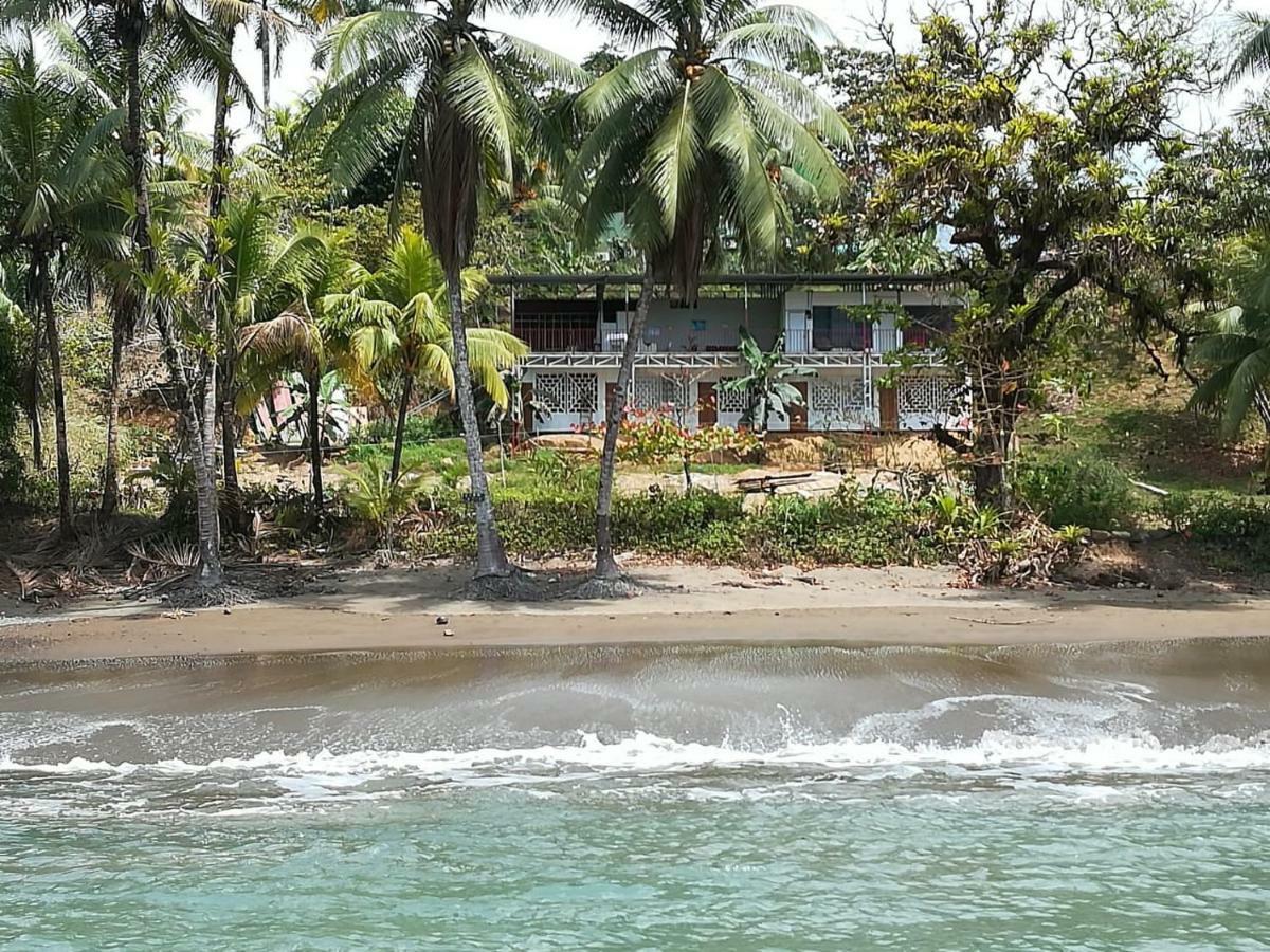 Guest house Las Brisas Tours Y Cabinas