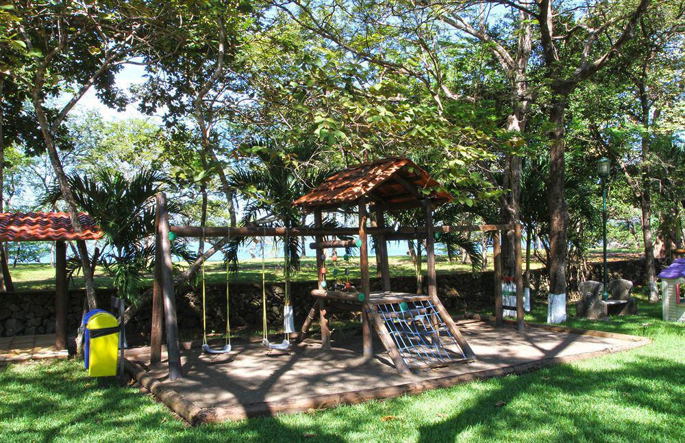 Cc Front Papagayo