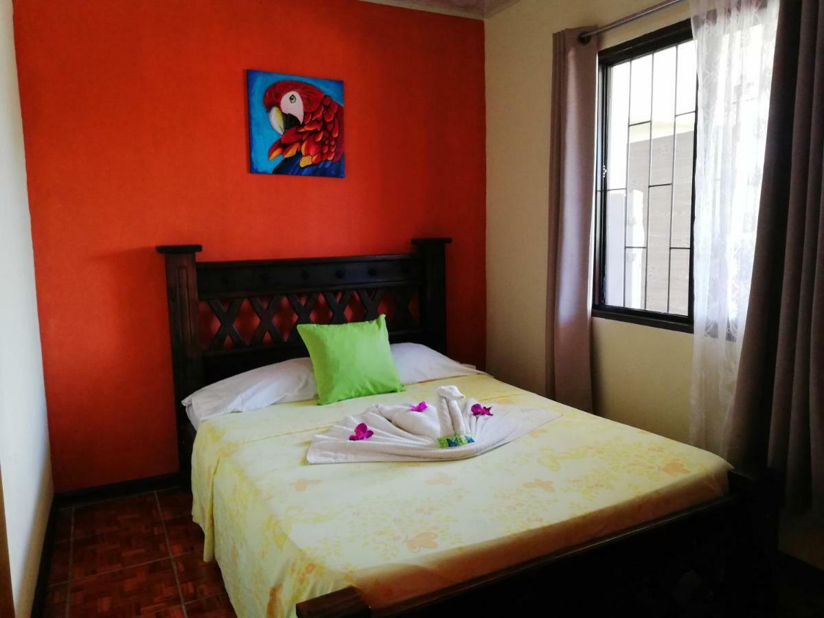 Cabinas The Corner Guest house Golfito