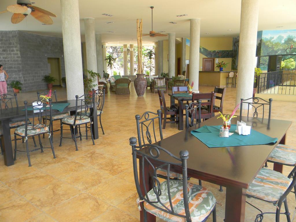 Hotel El Sabanero Playa Flamingo