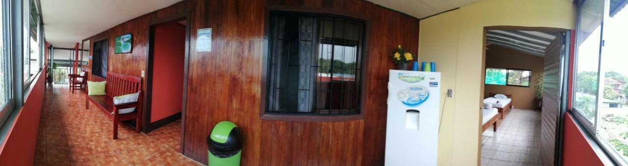 Cabinas The Corner Guest house