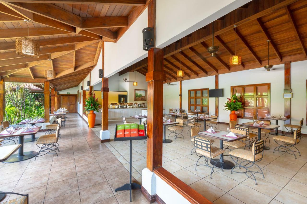 Country & By Radisson, Aeropuerto, Costa Rica