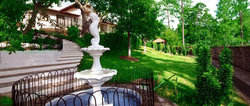 Hotel La Catalina &