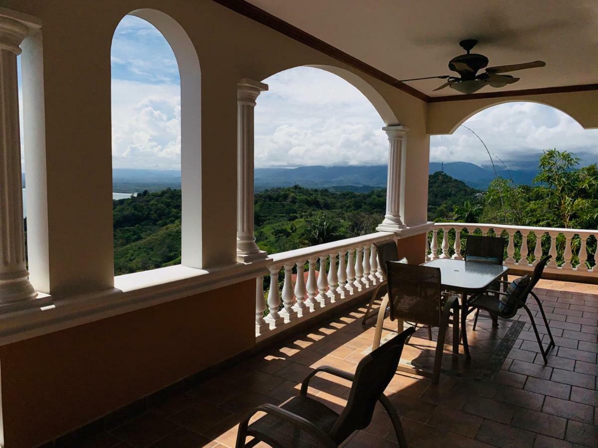 Pacifico Colonial Manuel Antonio