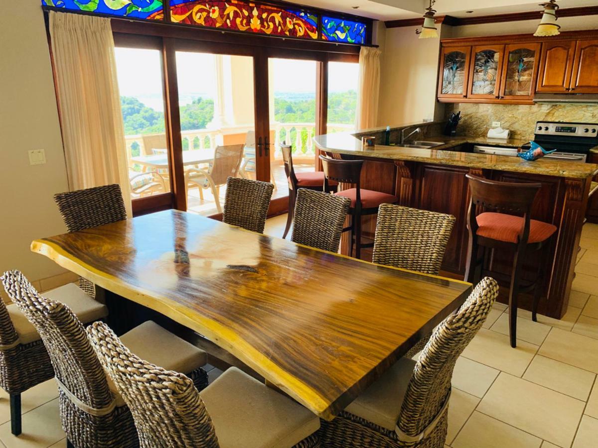 Villa Pacifico Colonial *