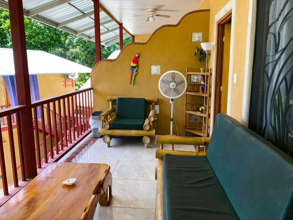 Cabinas Jimenez Hotel *