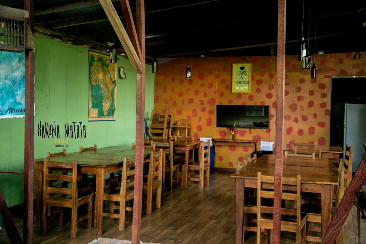 Hostel Hakuna Matata *