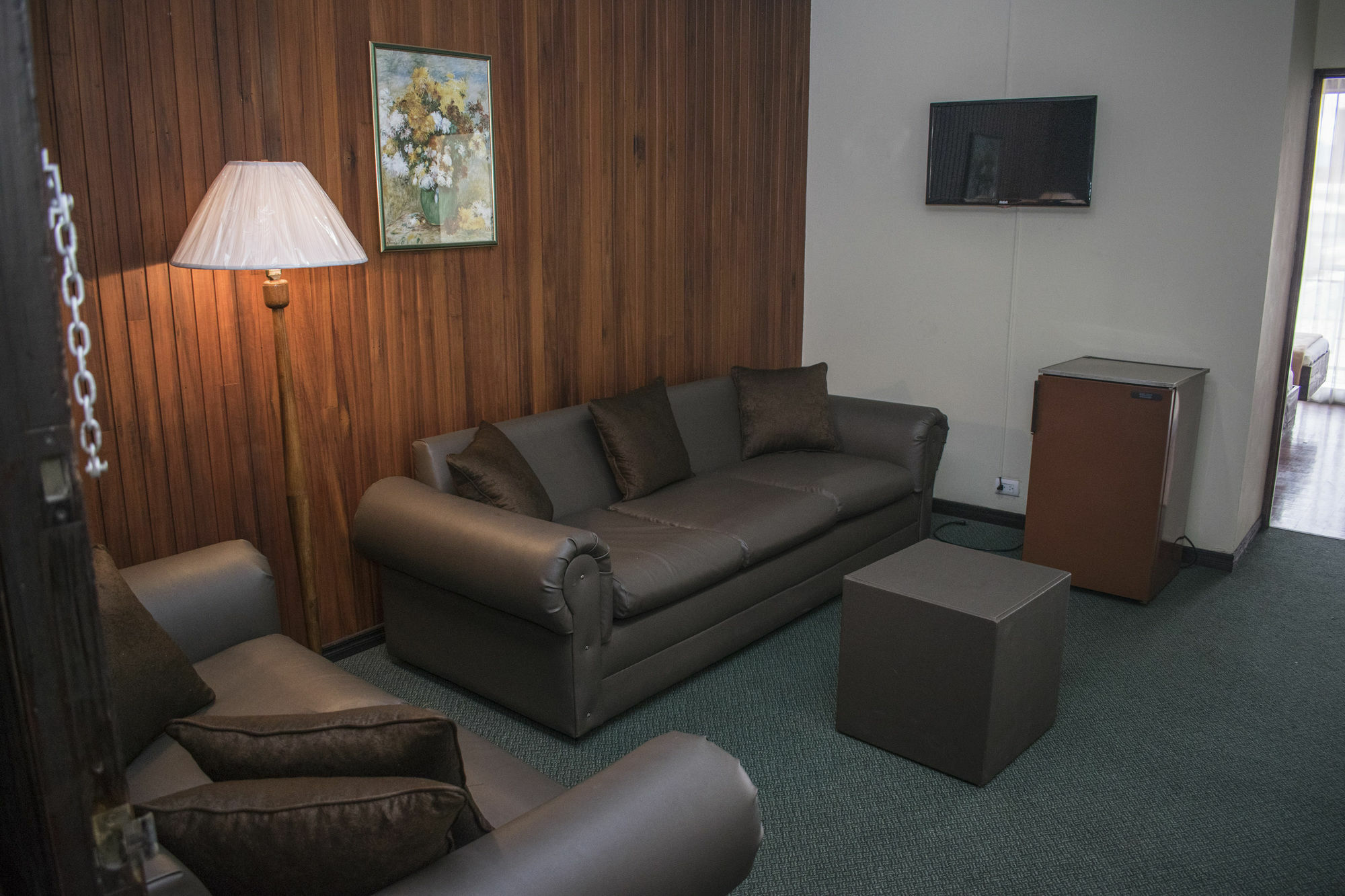 Ambassador Hotel 4*