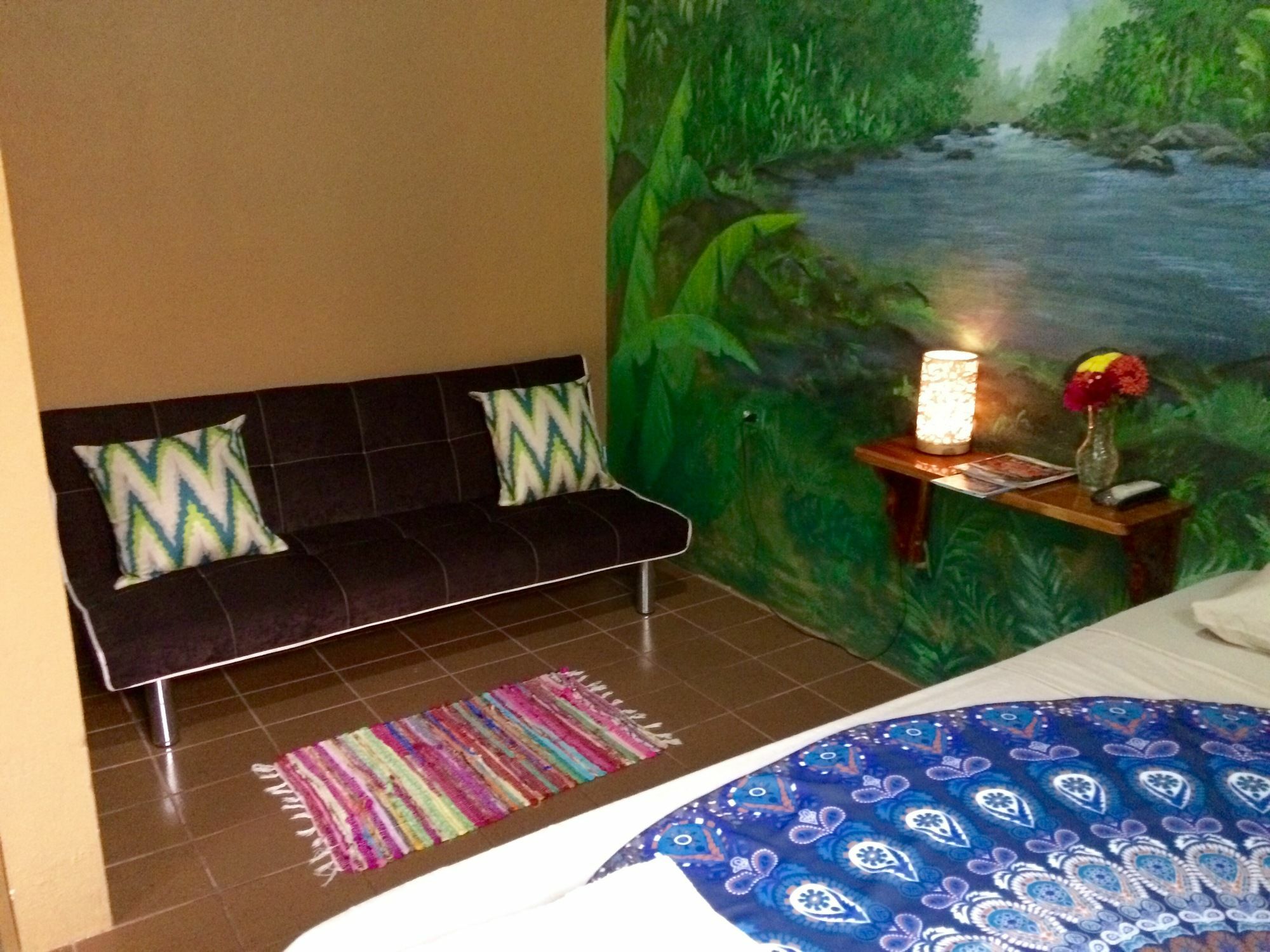 Blue Zone Retreat Lodge *