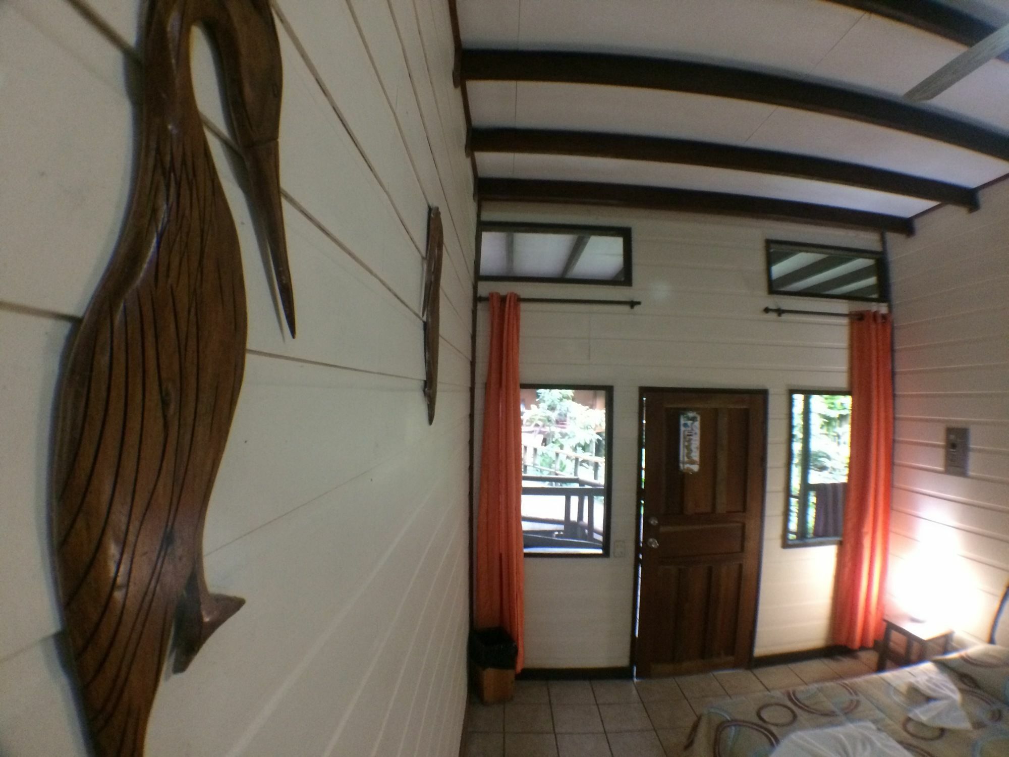 Hotel Rana Roja