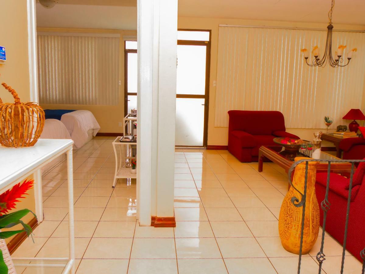 Aparthotel Bamboo Aeropuerto Alajuela