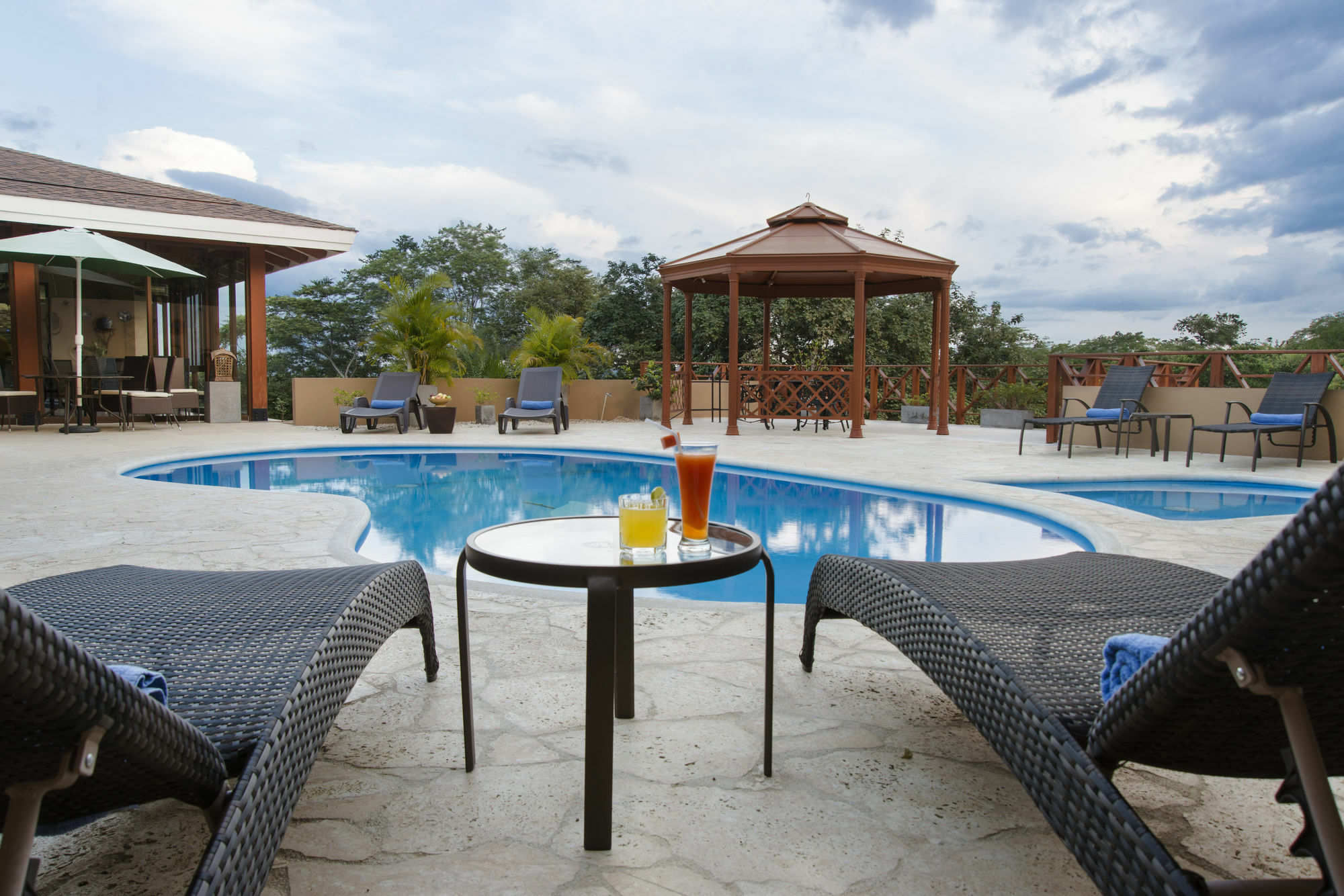 Hotel Rancho Humo