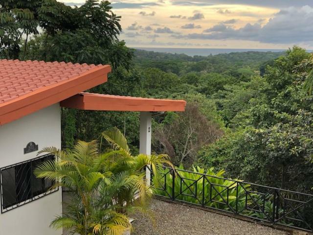 Lambeau Ocean View 1 Uvita