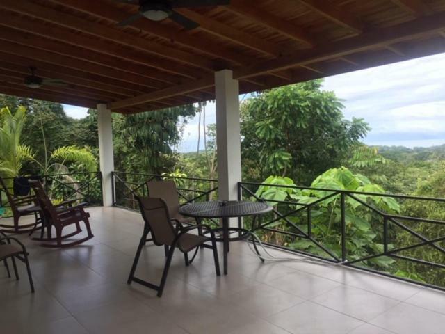 Villa Lambeau Ocean View 1