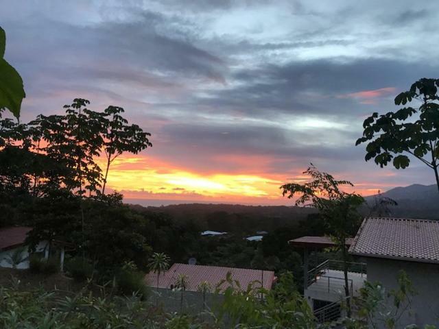 Villa Lambeau Ocean View 1 Uvita