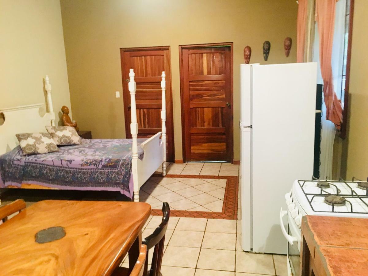 Bed & Breakfast Casa Zen & Yoga Center