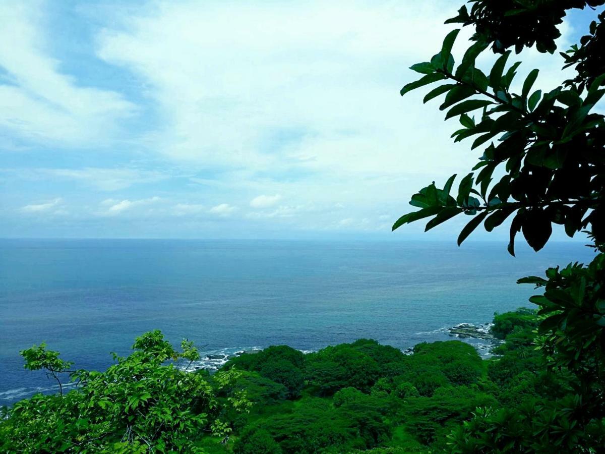 Sun & Moon Paradise *