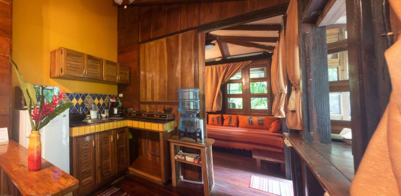 Guest house Pachamama Jungle River - Punta Uva Puerto Viejo de Talamanca