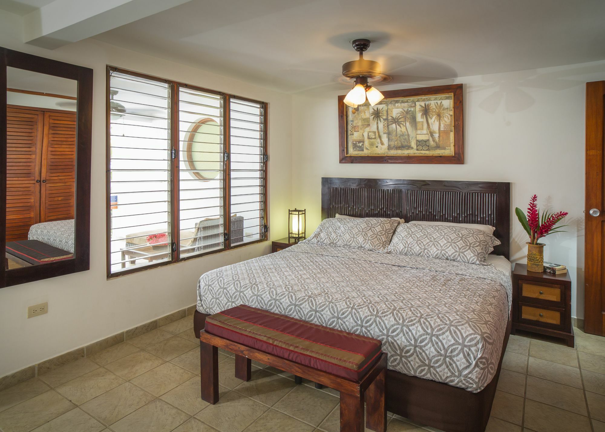 Apartment Paloma Blanca 4d