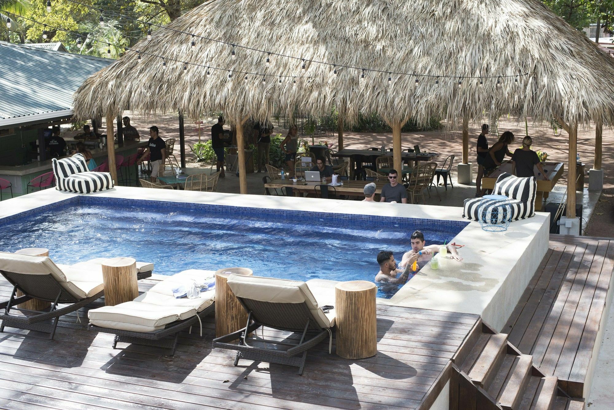 Slumber Party Hotel Tamarindo