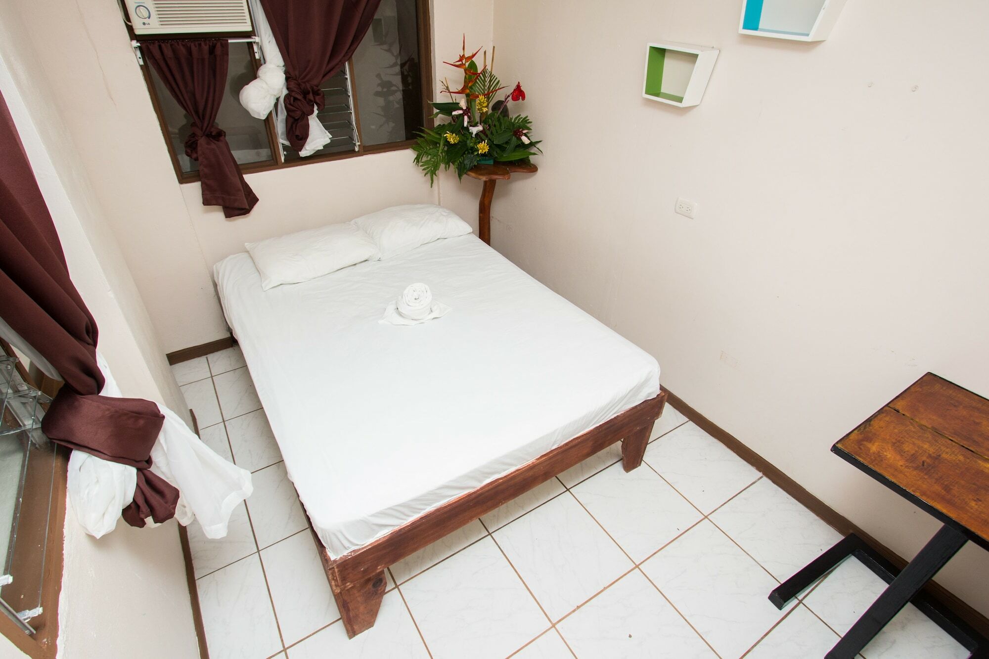 New Manuel Antonio, Meet New People Hostel Manuel Antonio