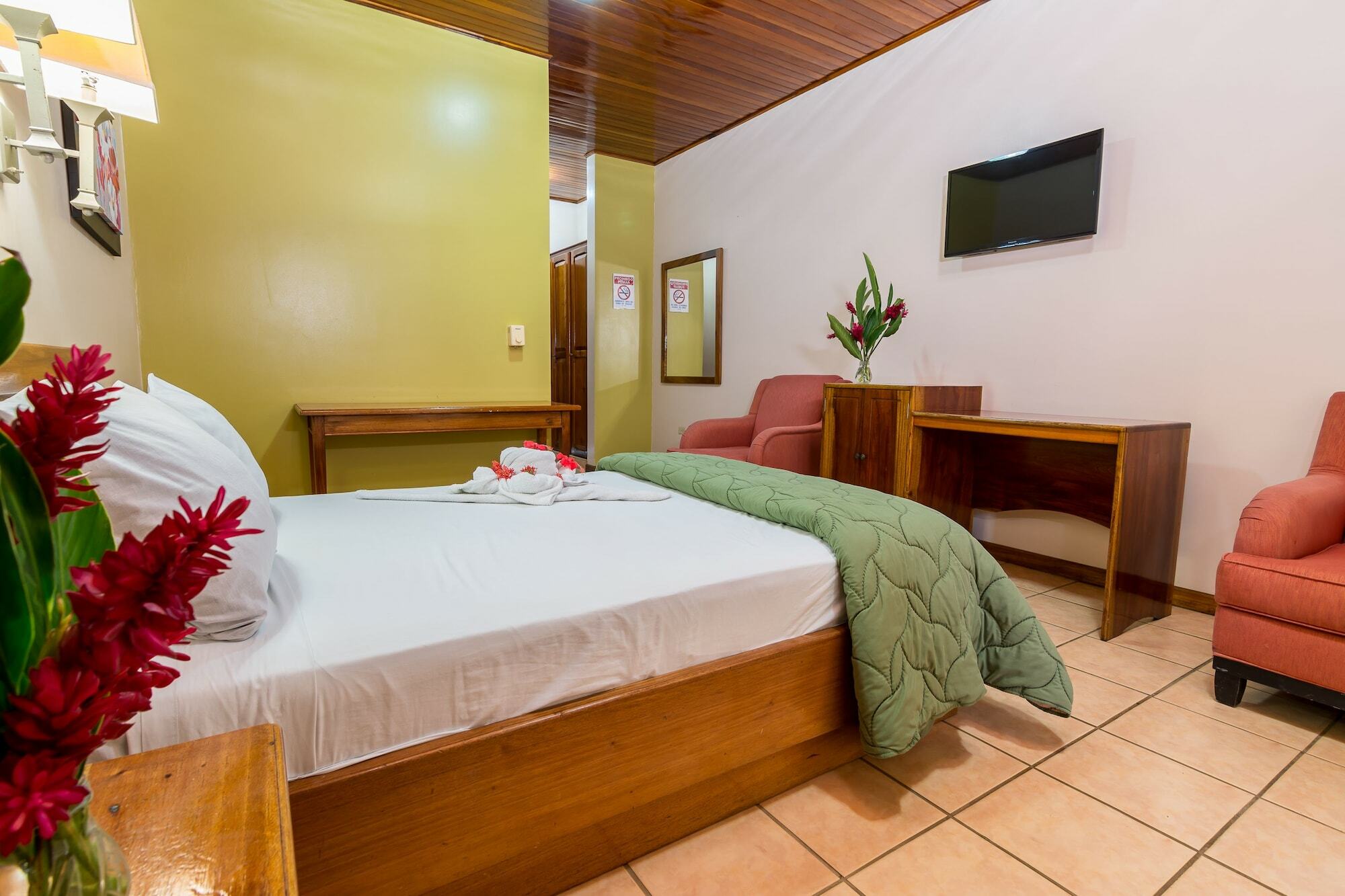 Hotel Manuel Antonio Hotel