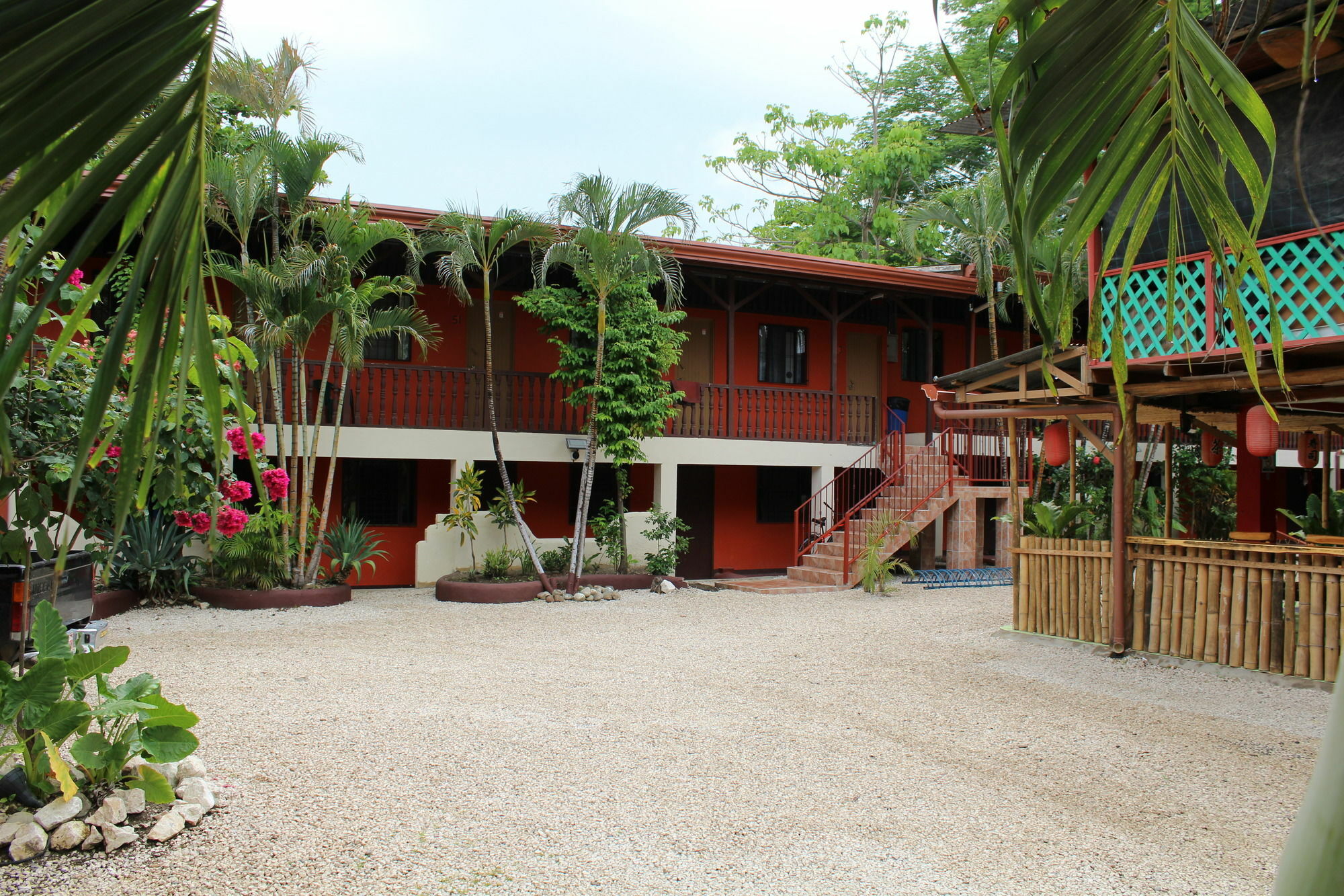 Shared Dorm By Playa Hostel *