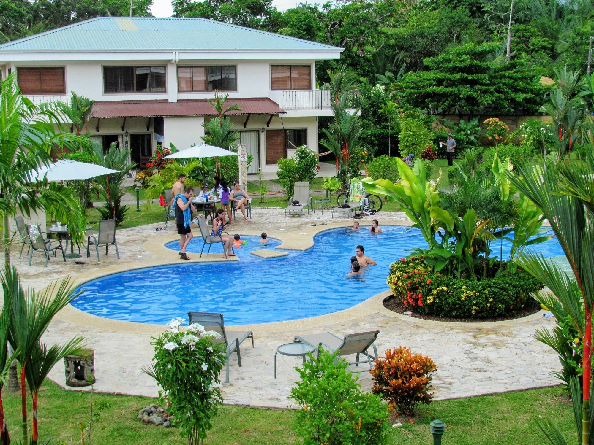 Hacienda Pacifica 3*