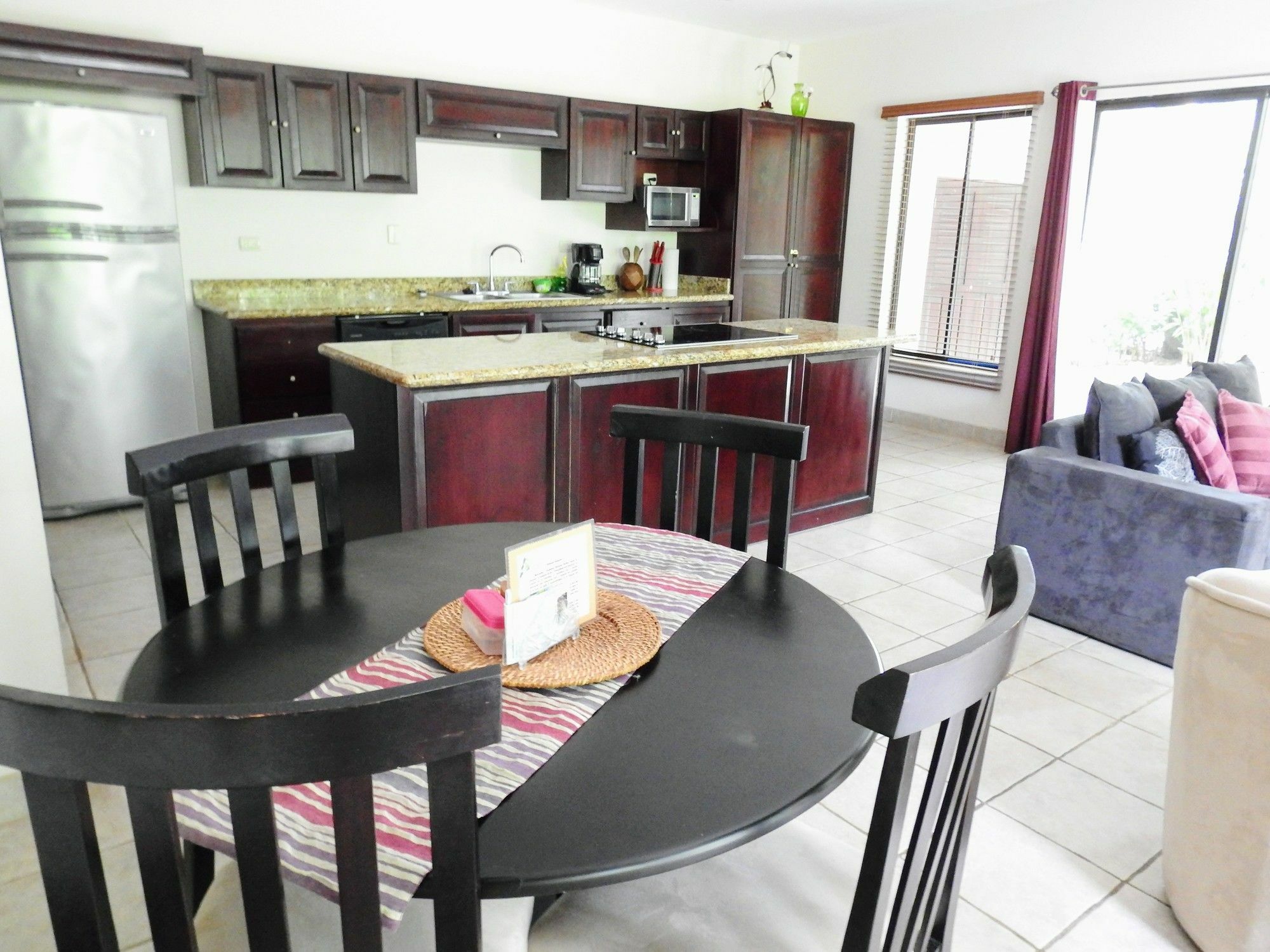 Hacienda Pacifica 3*