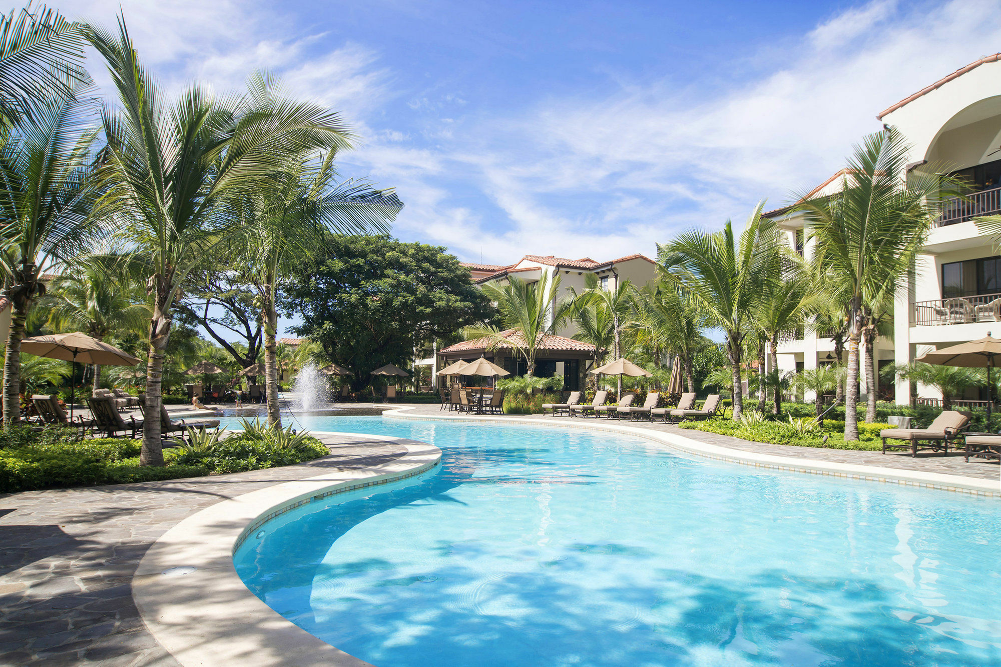 Breeze Private Club Apartment *