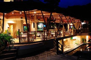 Issimo Boutique & Spa - Adults Only 4*