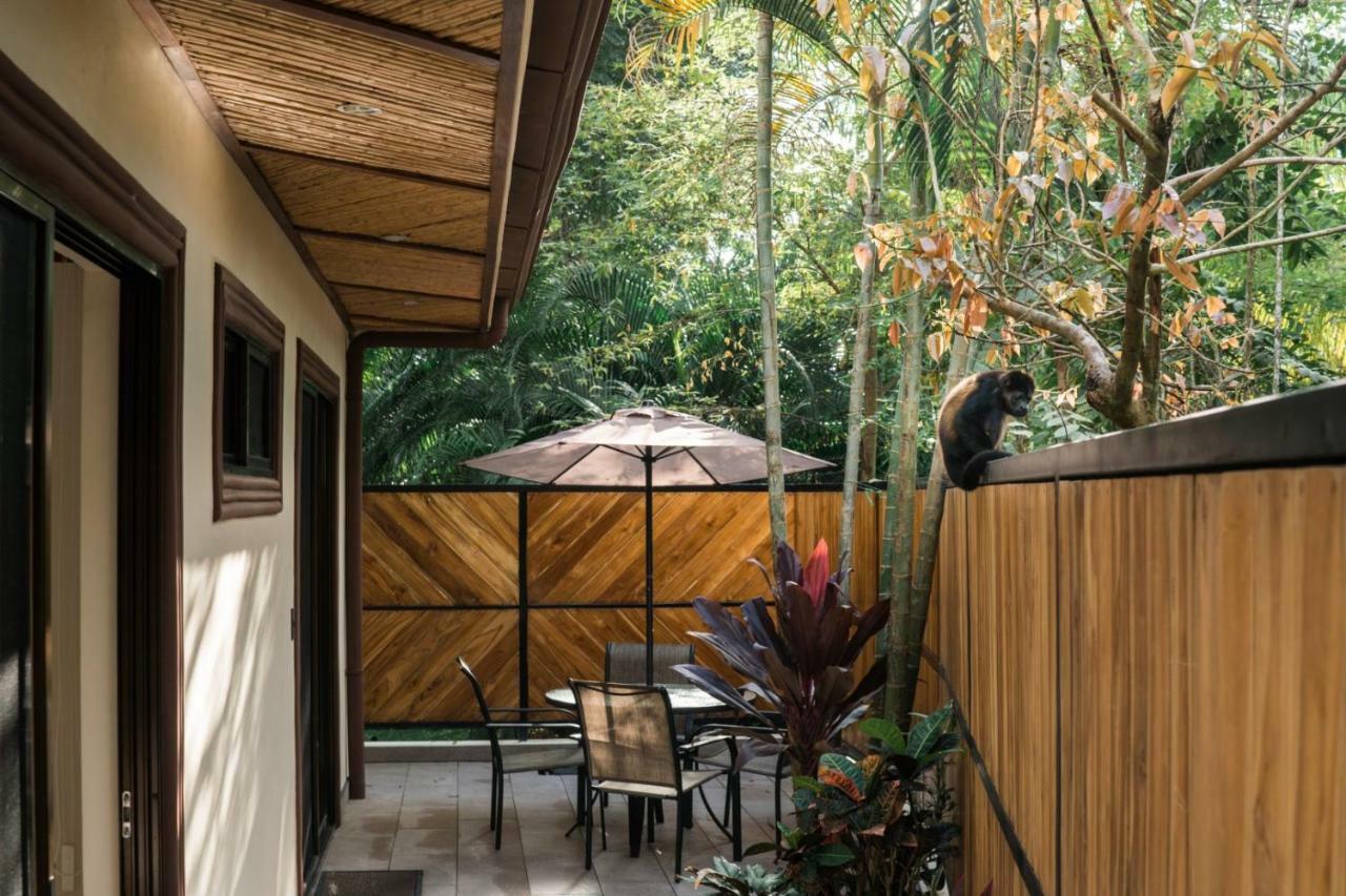 Classy Palms Villa