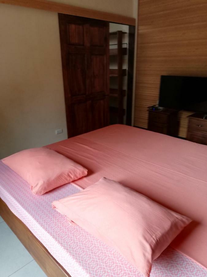 Casa Taupe