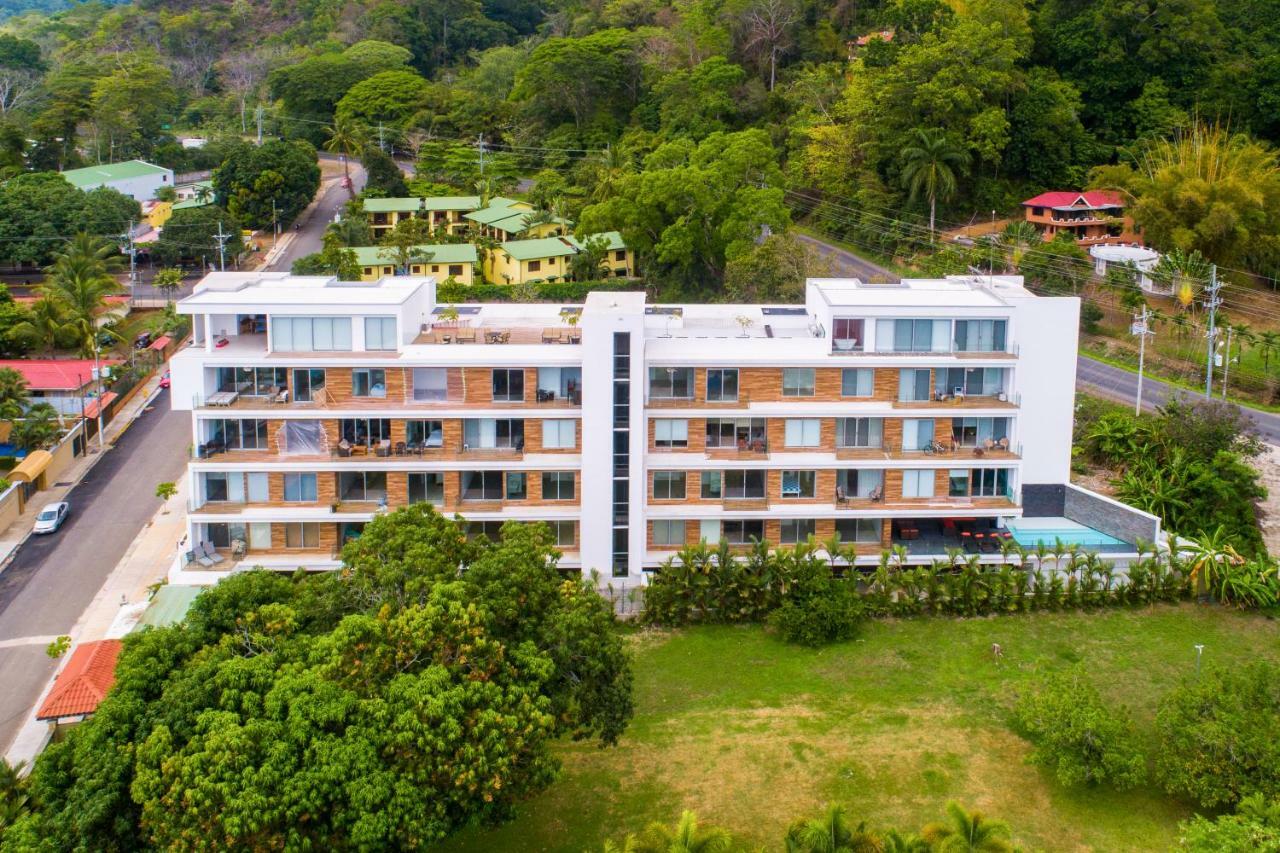Sunset Blvd 402 Apartment *