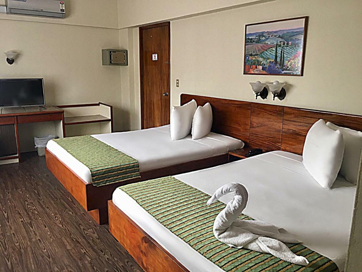 Hotel Ambassador