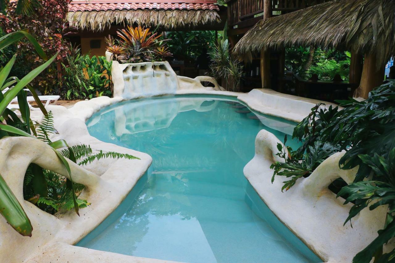 Caribe Town Lodge *