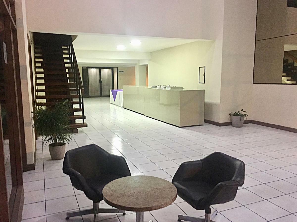 Ambassador Hotel 4*