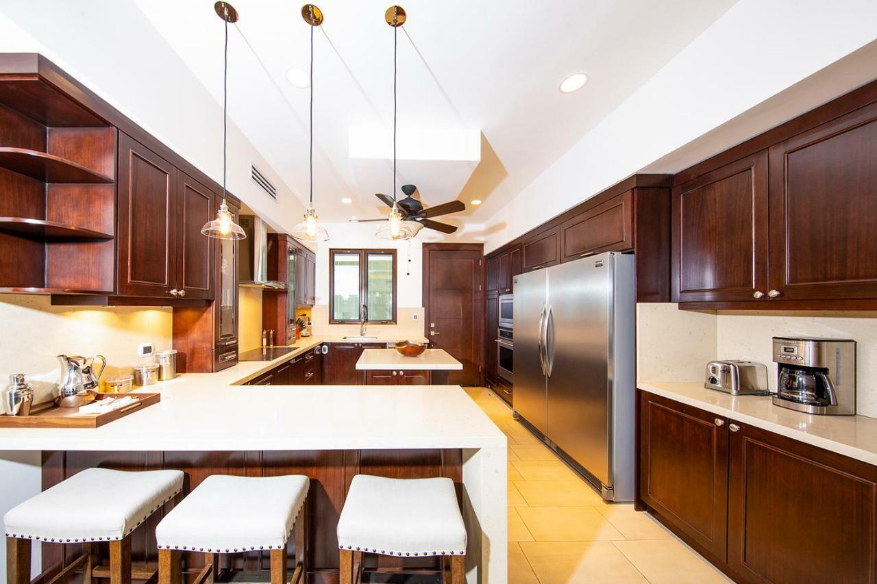 360 Splendor Del Pacifico Residences
