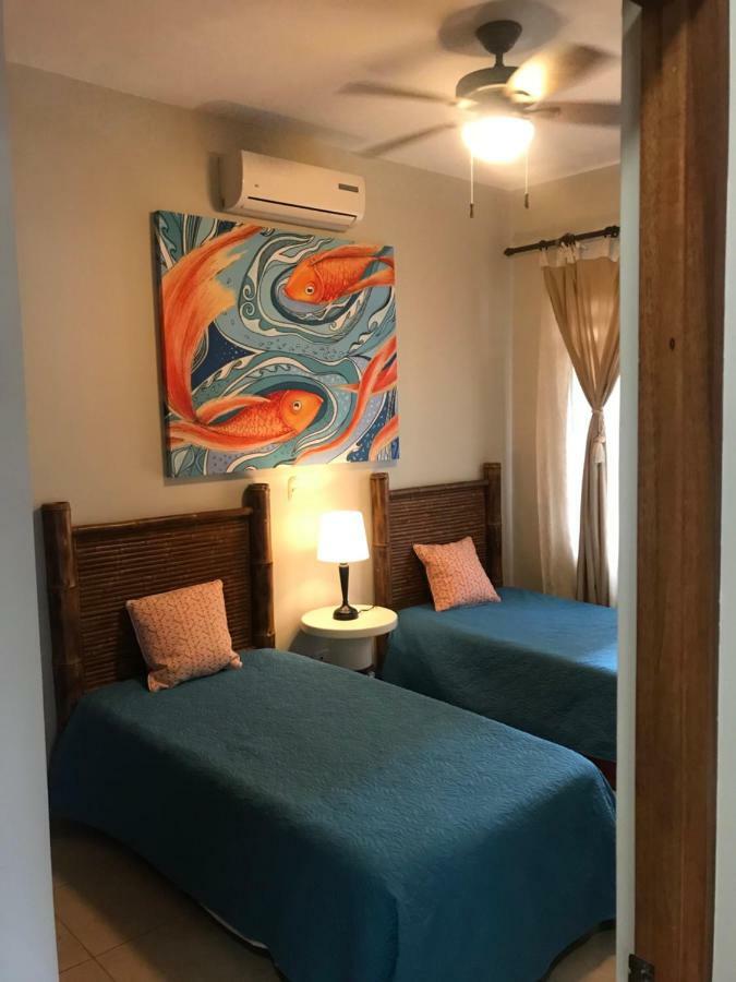Beachfront In Apartment *