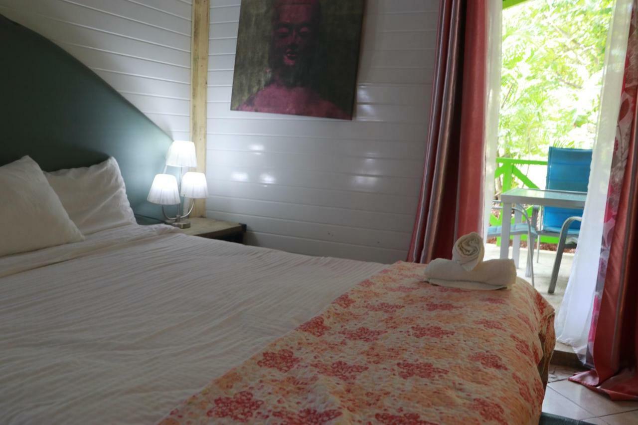 La Tropicale Lodge *