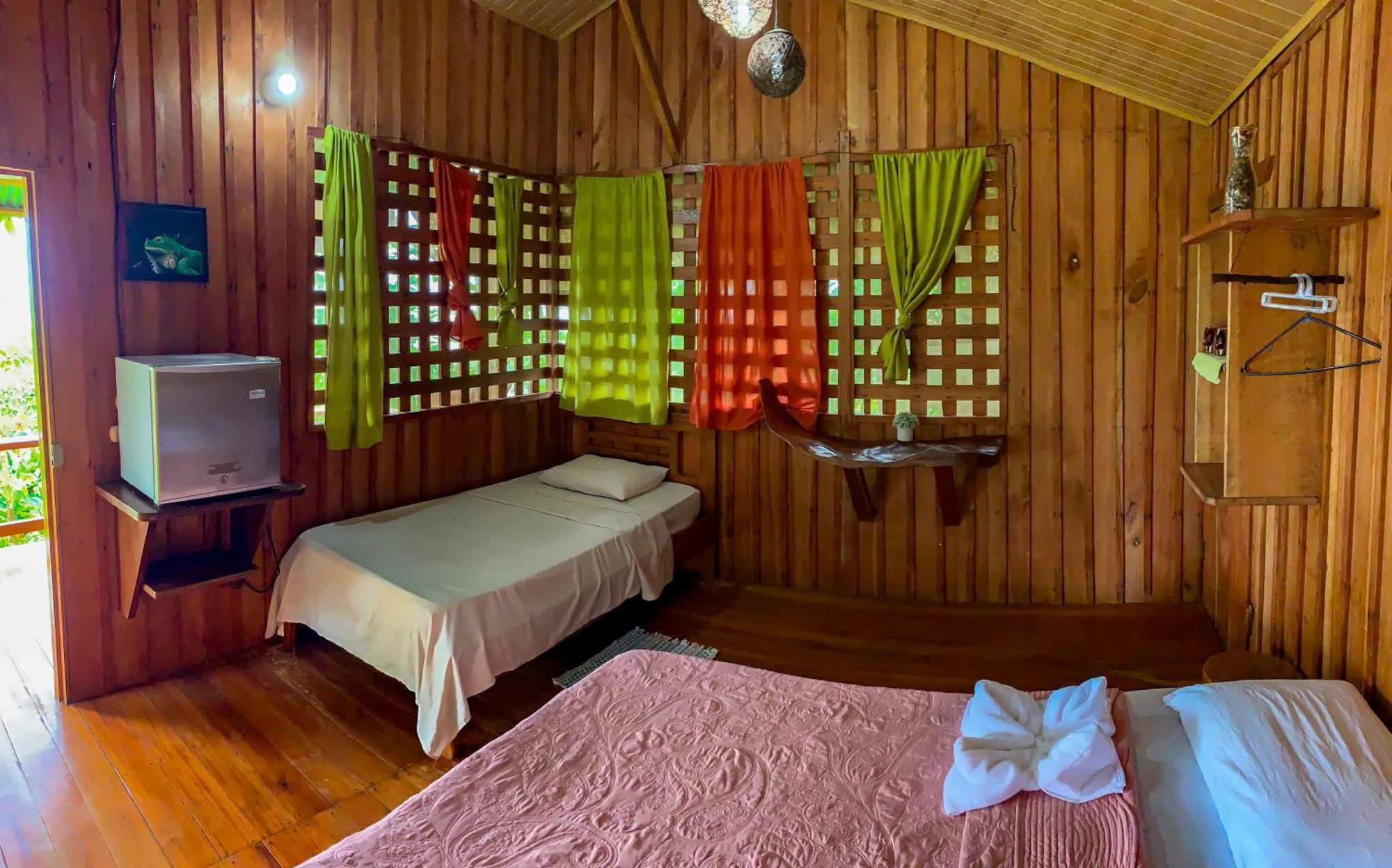 Sunset Lodge