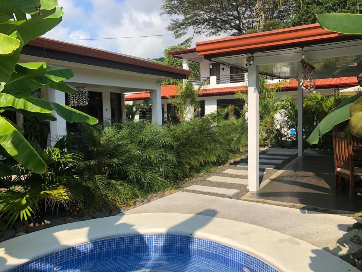 Lodge Good Life