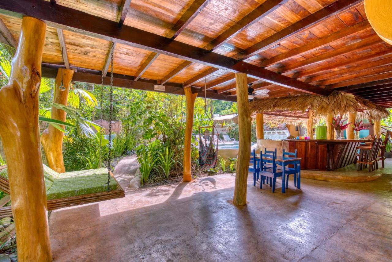Caribe Town Lodge *