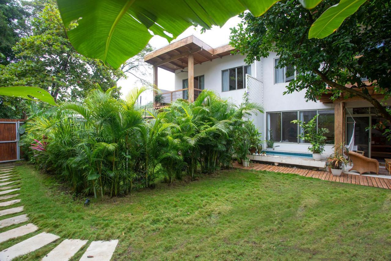 Amoi Villas *